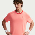 Carlos Alcaraz Court Dri-FIT Advantage Maglietta Uomini - corallo