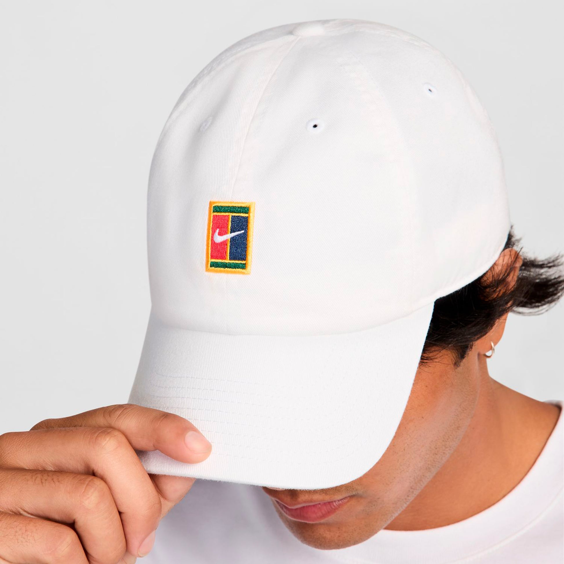 Nike Club Court Cappellino Unisex - bianco