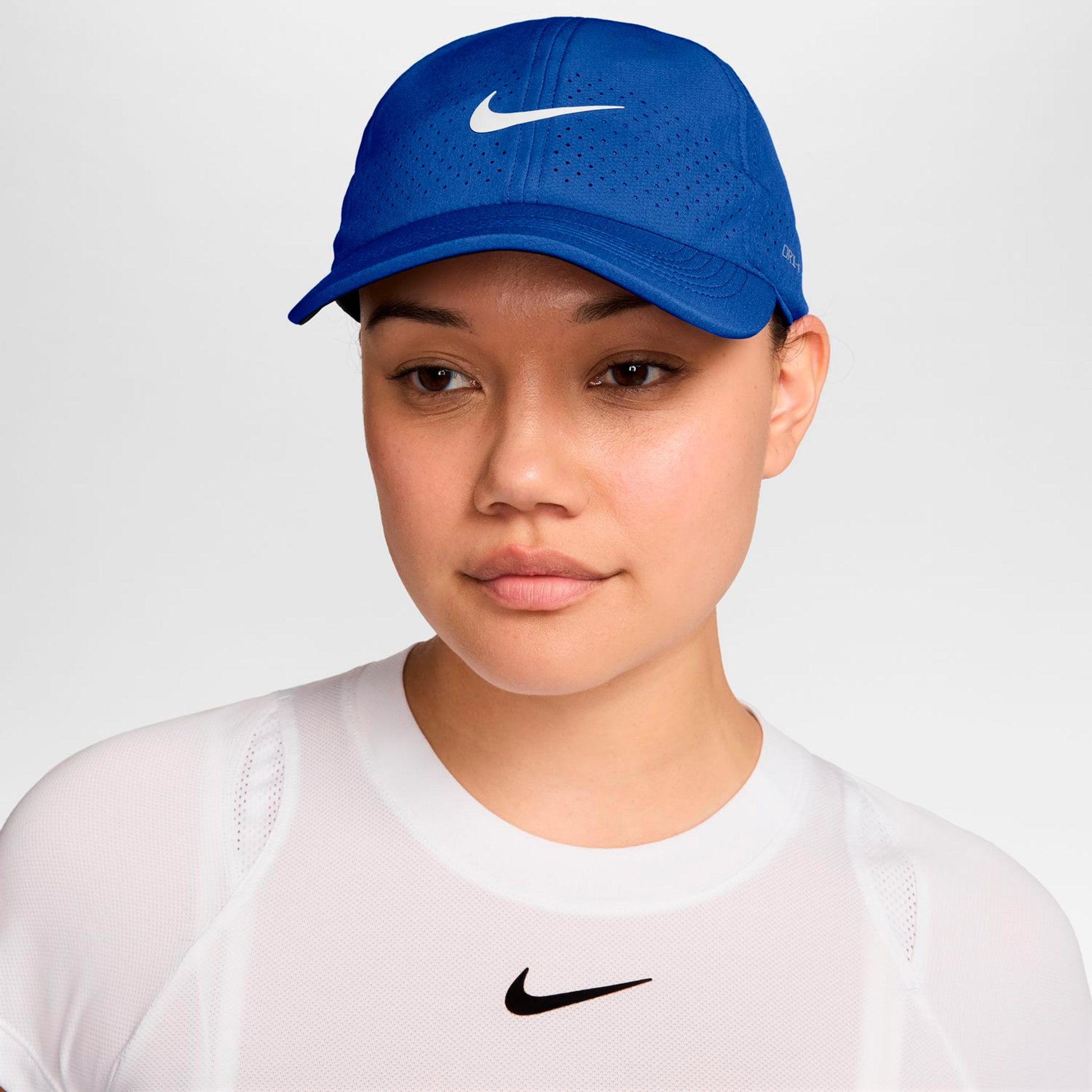 Nike Dri-Fit Advantage Club Cappellino Unisex - blu